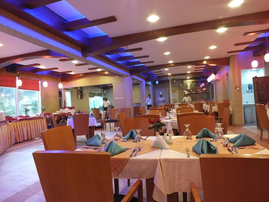 Verona Resorts Sharjah Ngoại thất bức ảnh